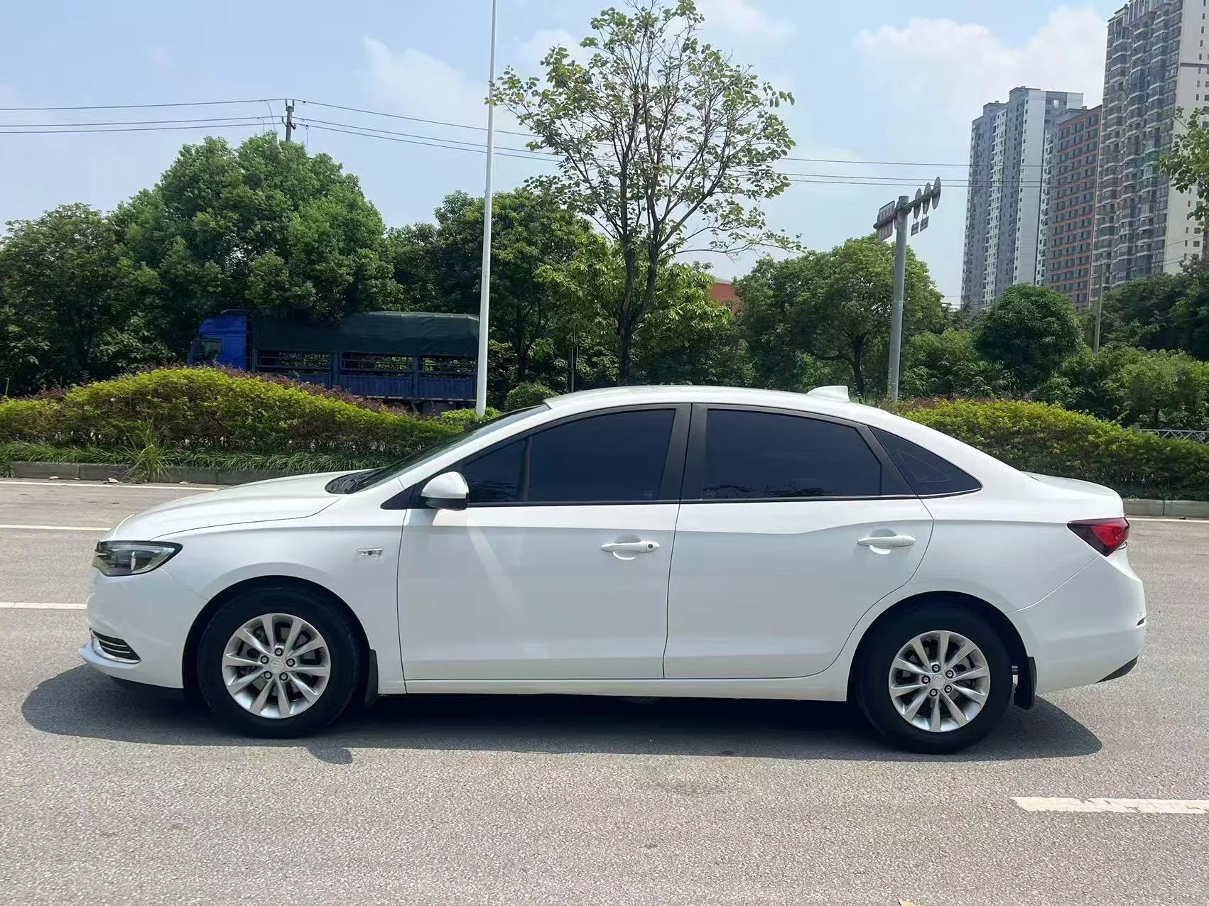 Buick Yinglang