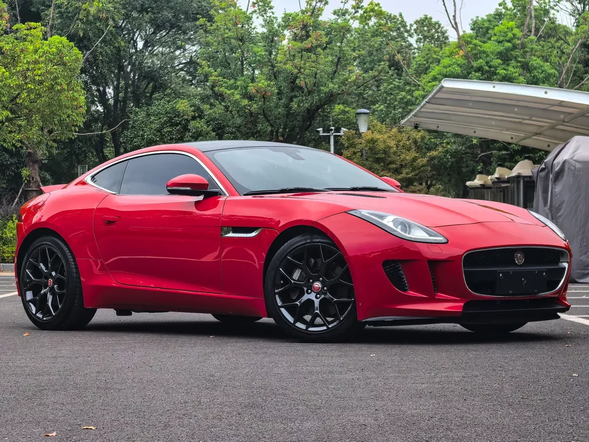 Jaguar F-TYPE