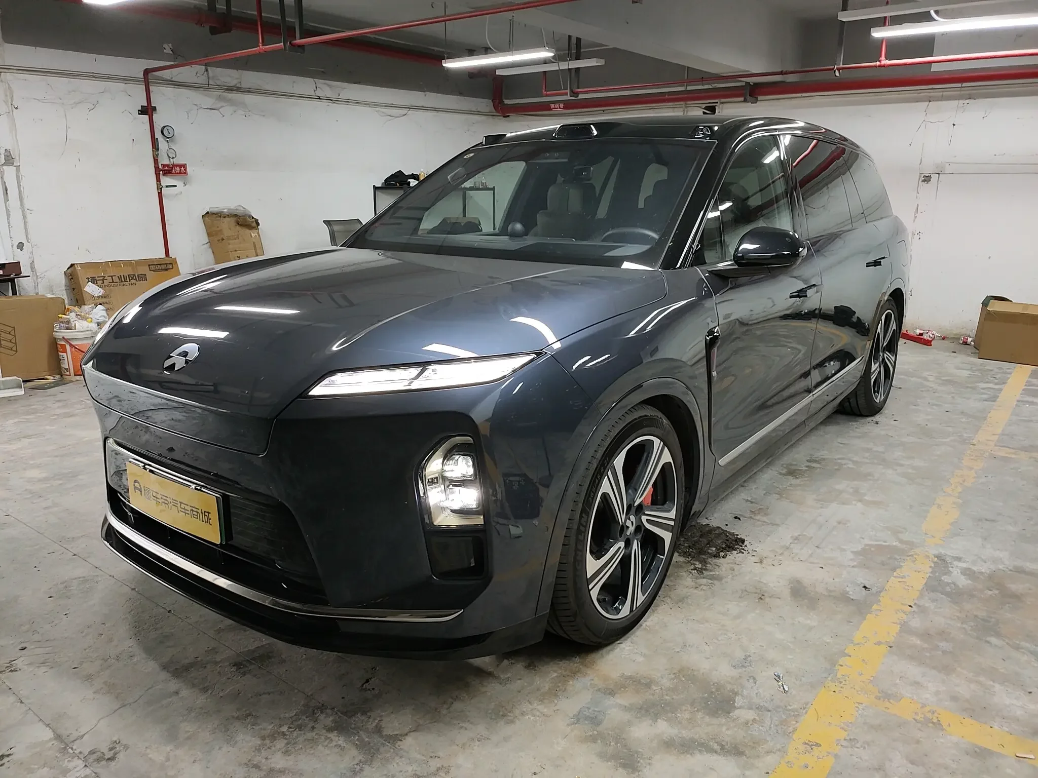 NIO ES8