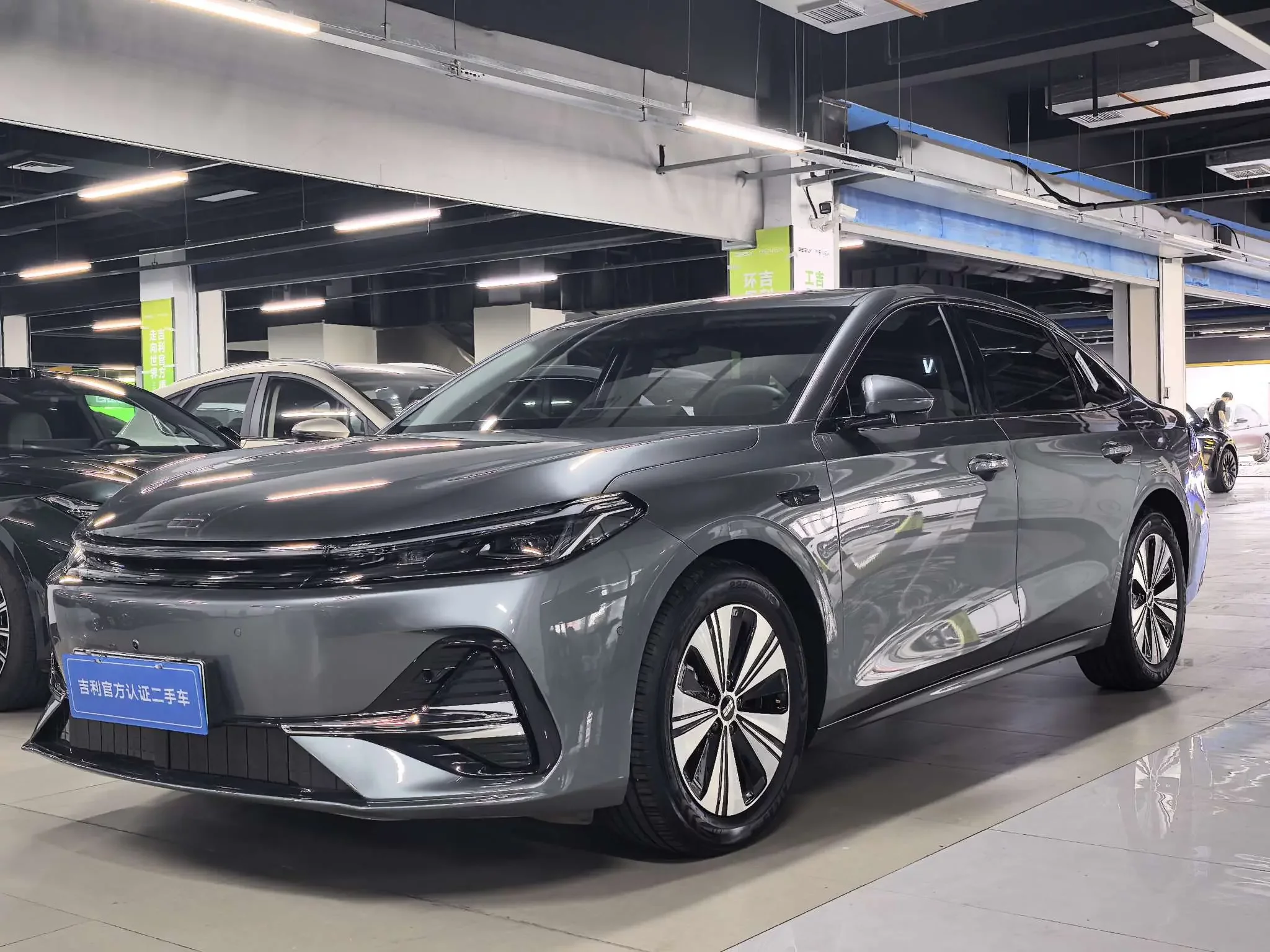 Geely Galaxy A7 EM