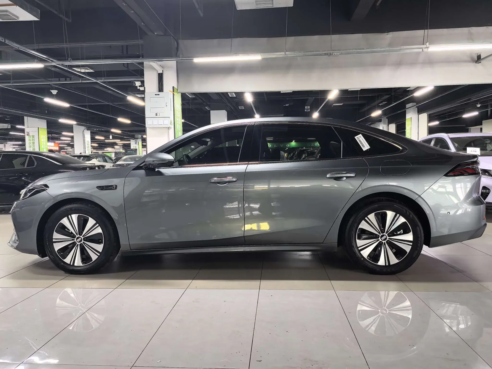 Geely Galaxy A7 EM
