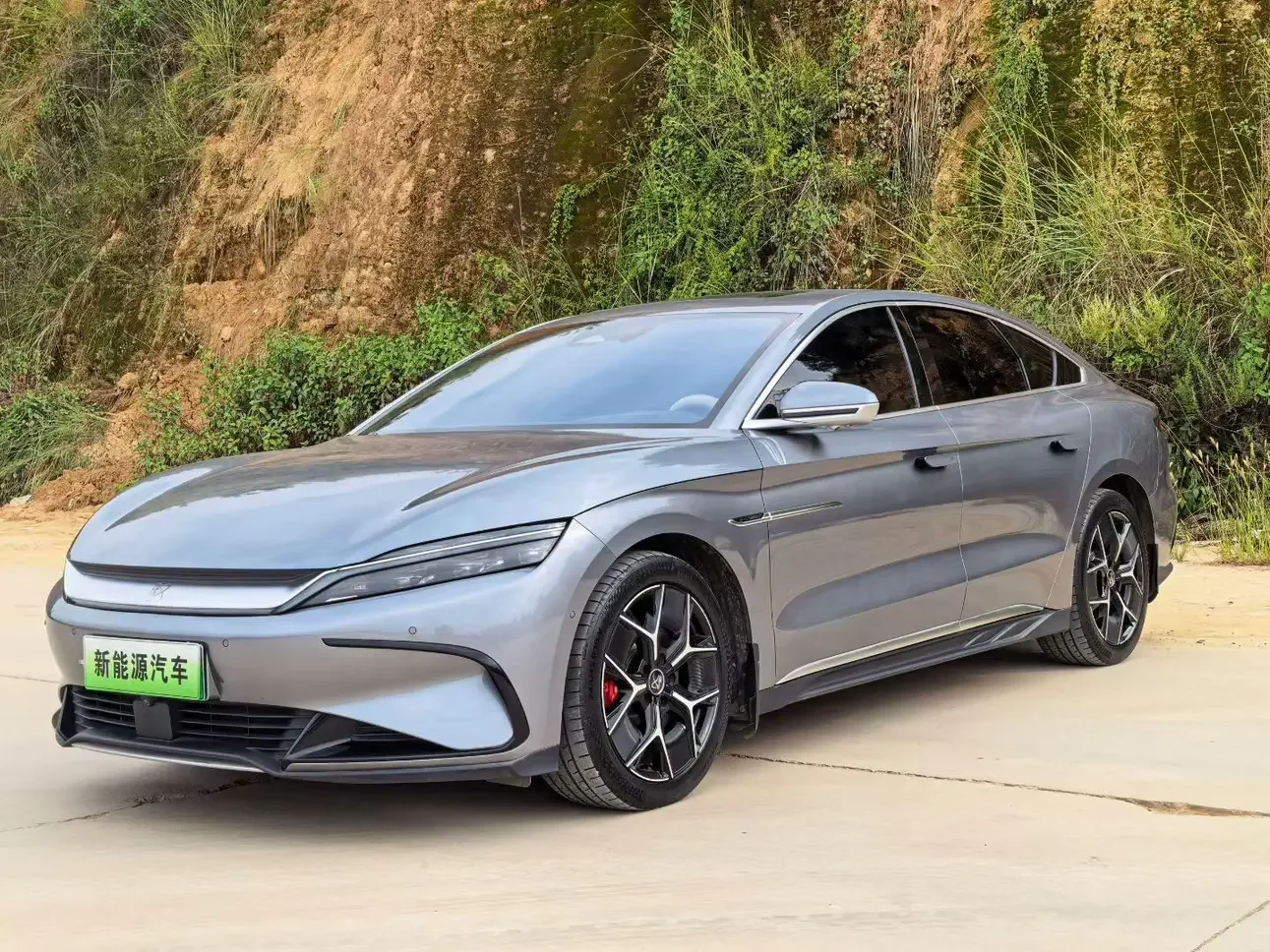 BYD Han EV