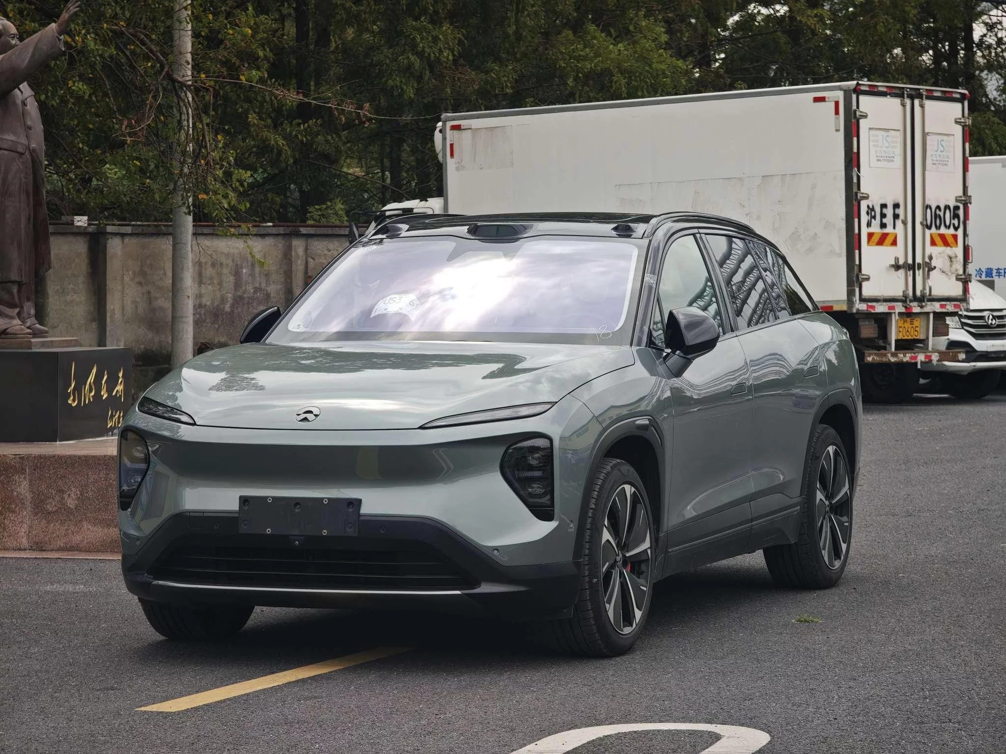 NIO ES7