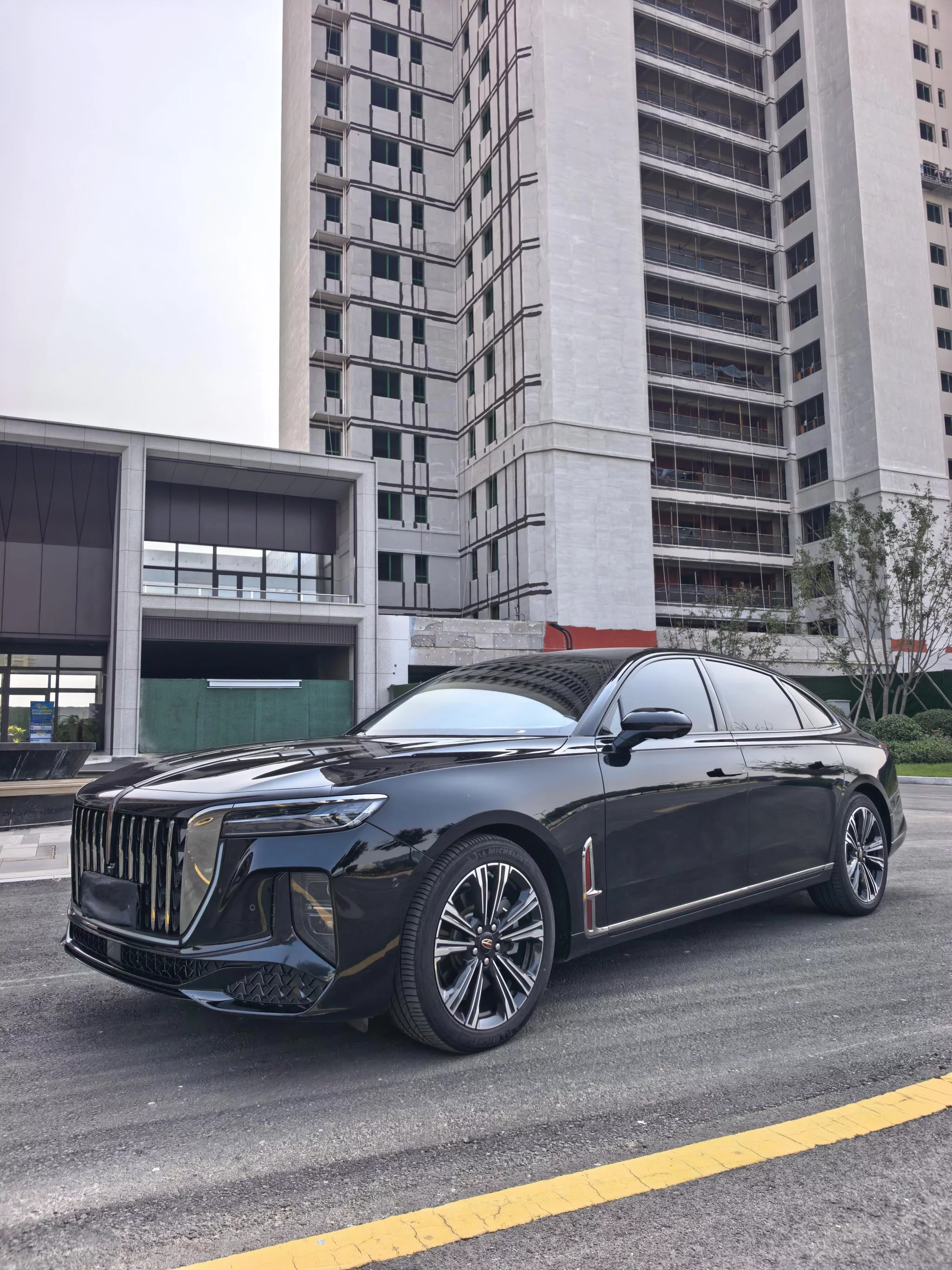 Hongqi H9