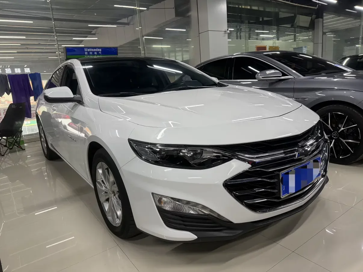 Chevrolet Malibu XL