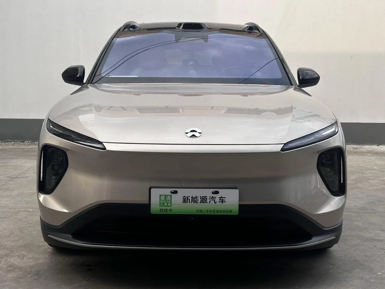 NIO ES6