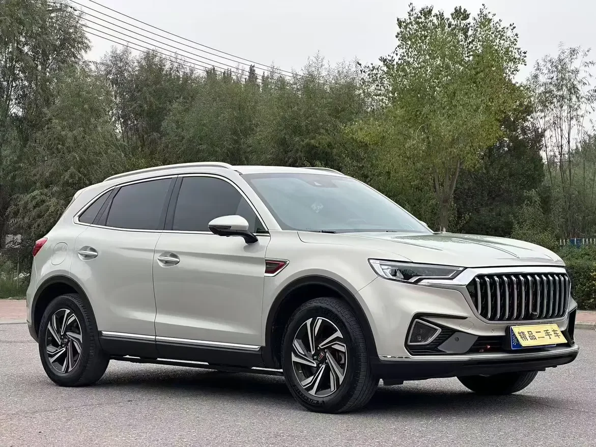 Hongqi HS5