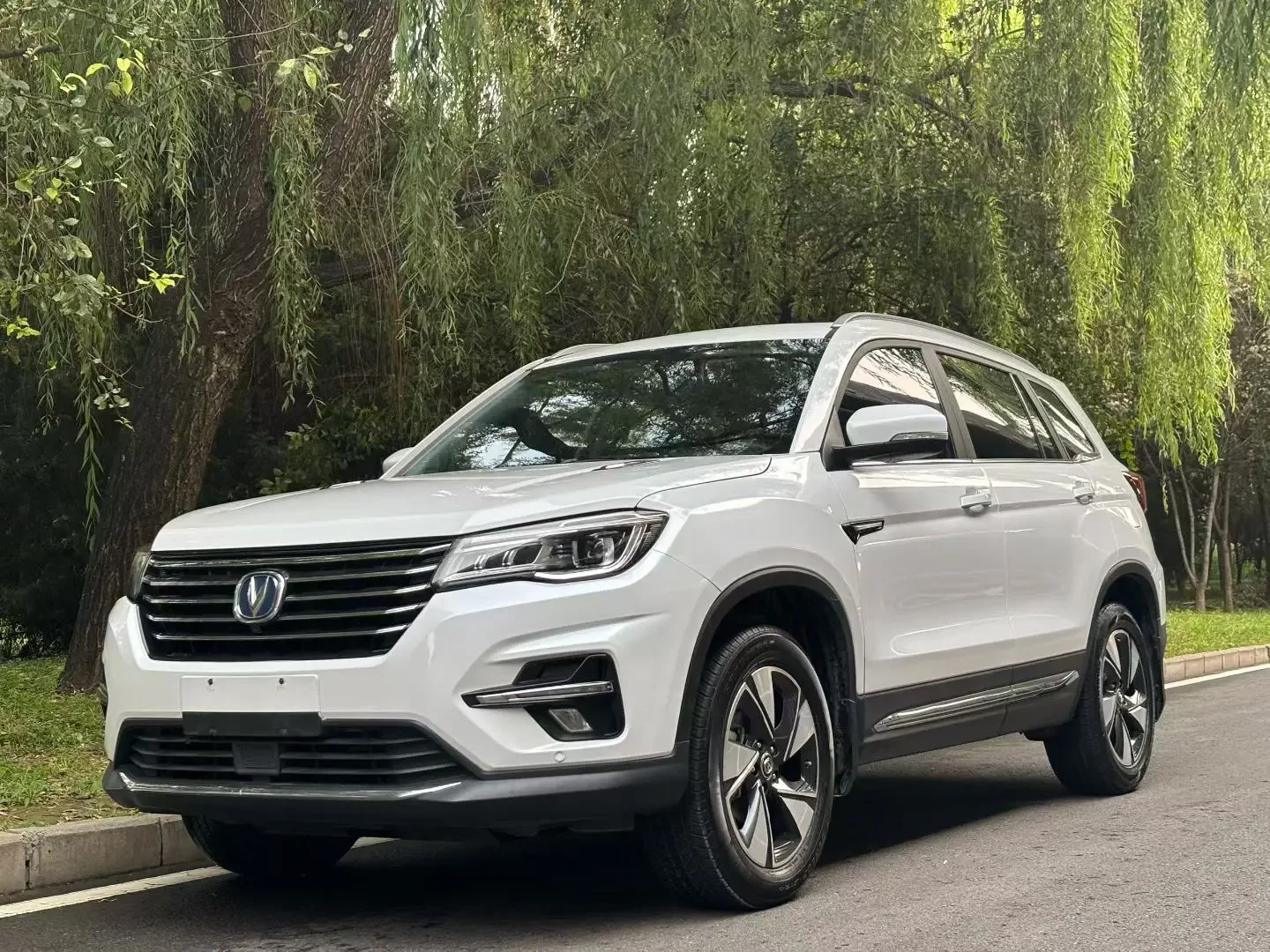 Changan CS75
