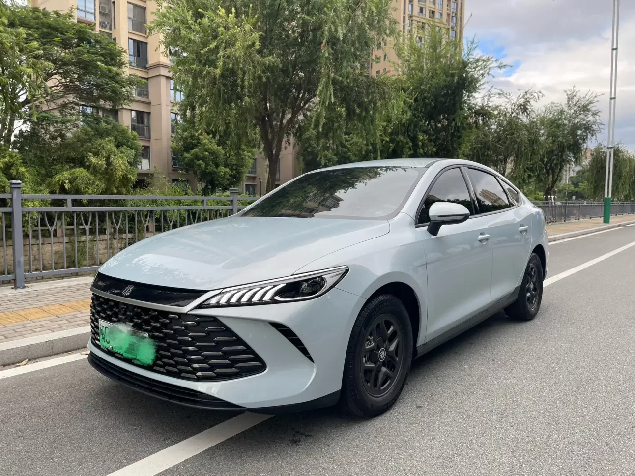 BYD Qin PLUS DM