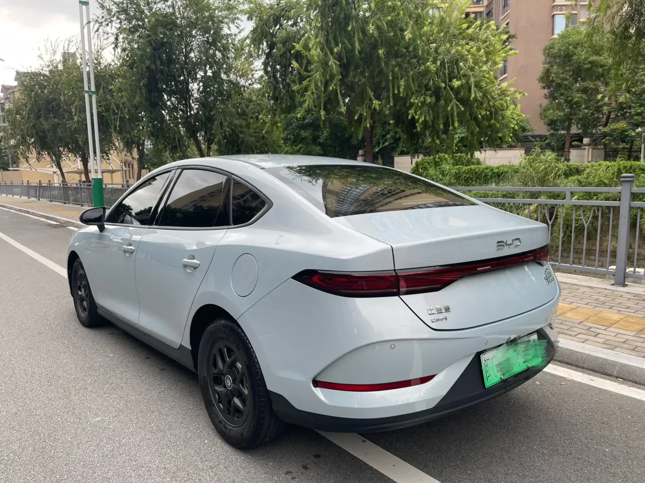 BYD Qin PLUS DM