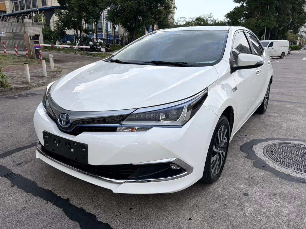 Toyota Corolla Dual Engine E+
