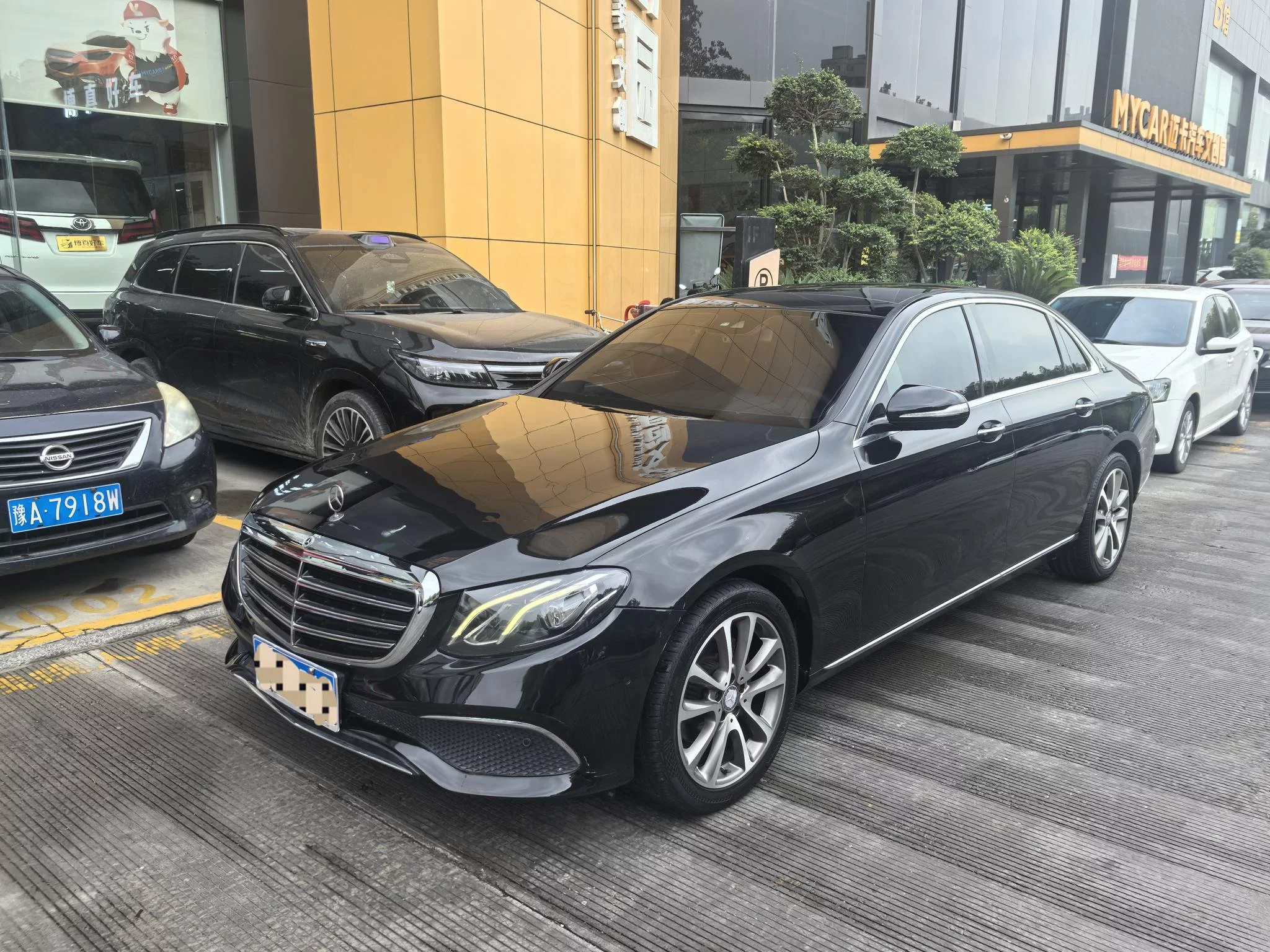 Mercedes-Benz E-Class
