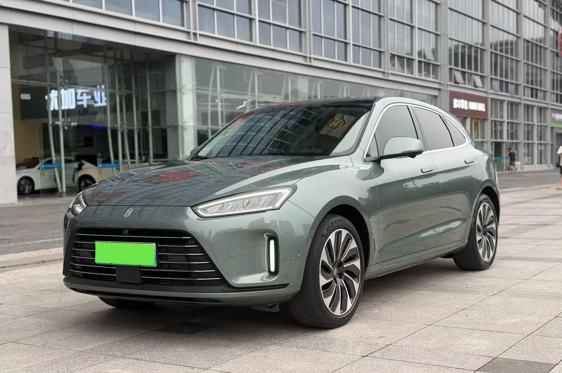AITO M5