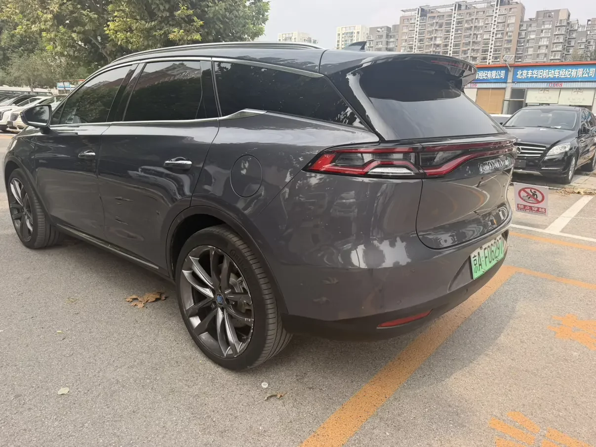 BYD Tang DM