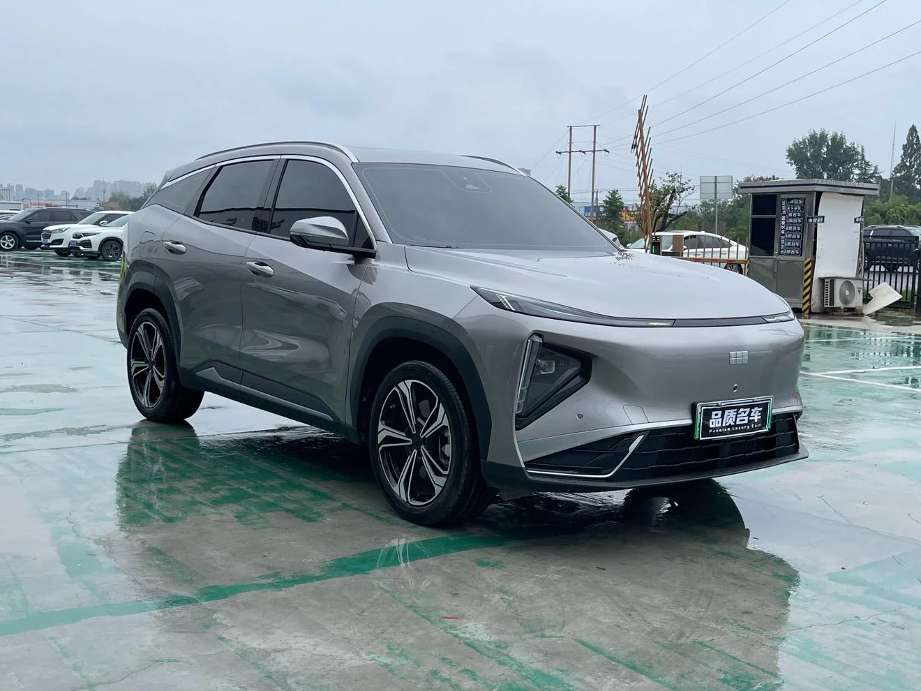 Geely Galaxy L7