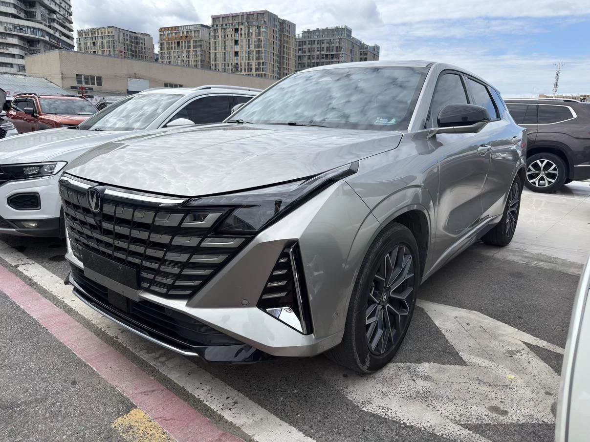 Changan UNI-Z PHEV