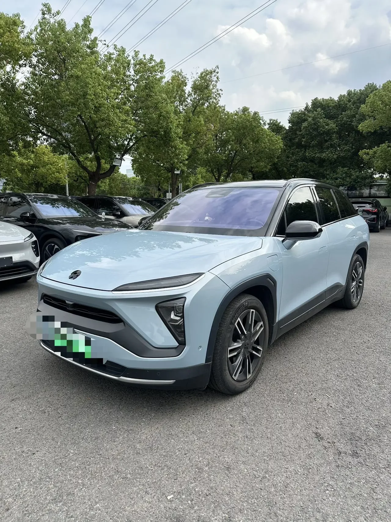 NIO ES6