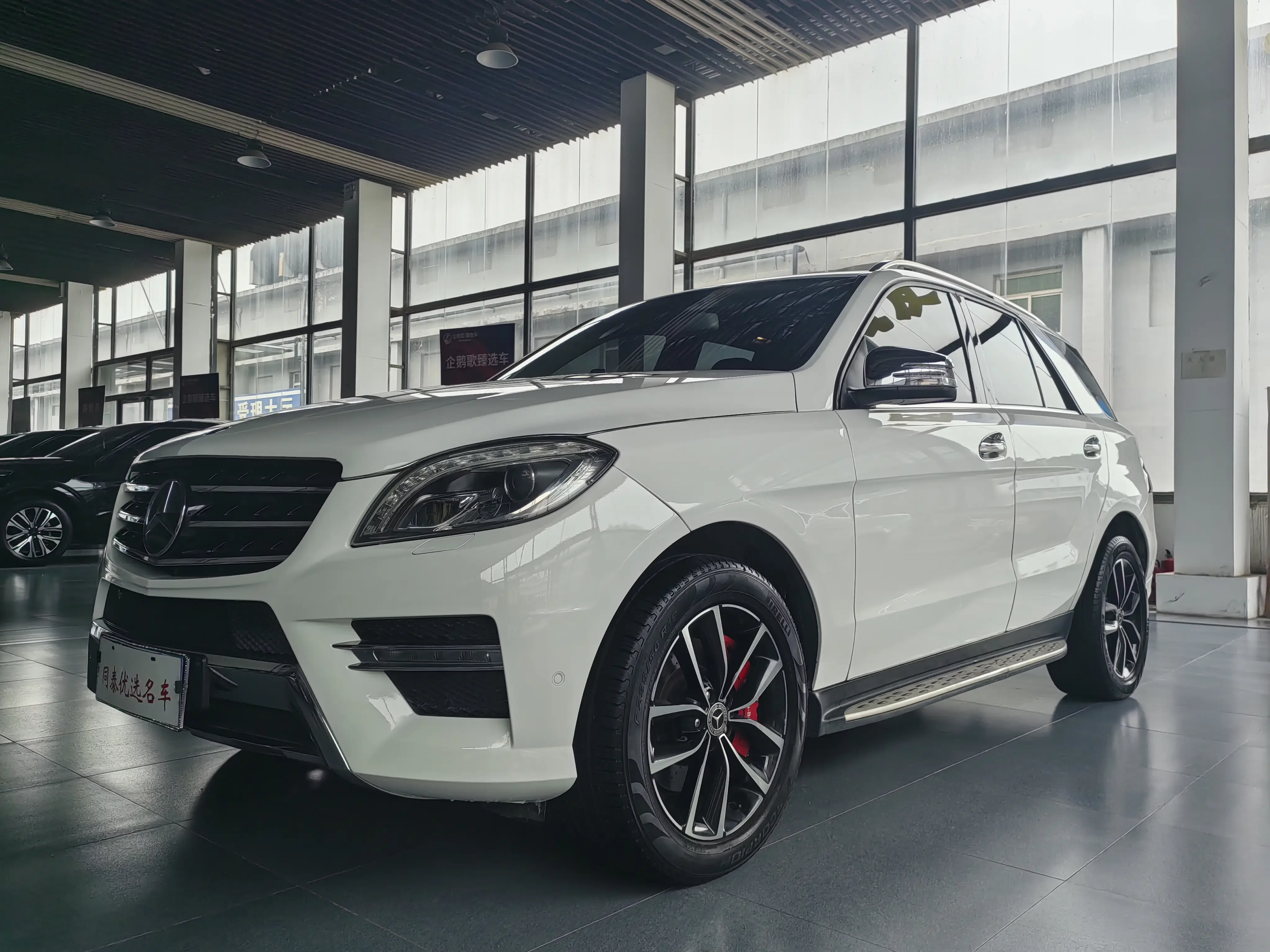 Mercedes-Benz M Class