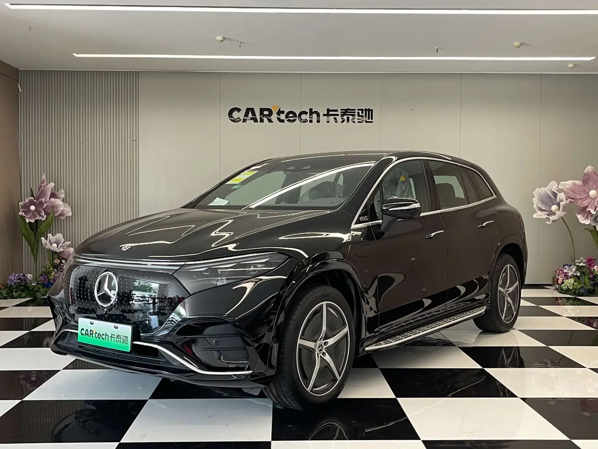 Mercedes-Benz EQS SUV