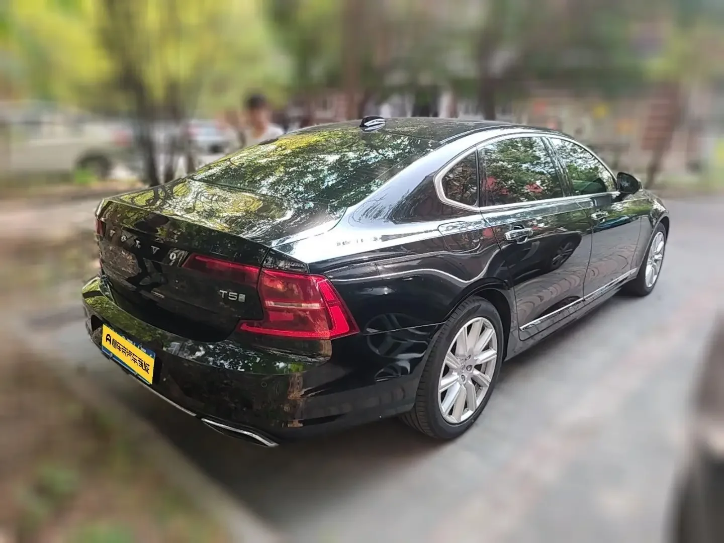 Volvo S90
