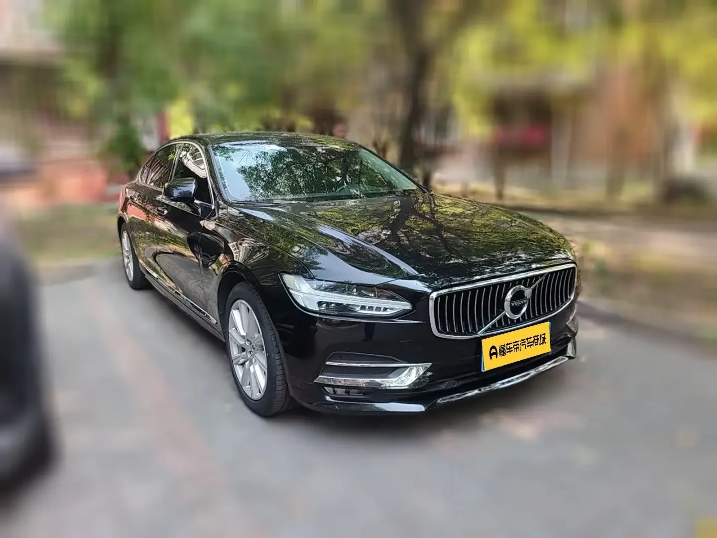 Volvo S90