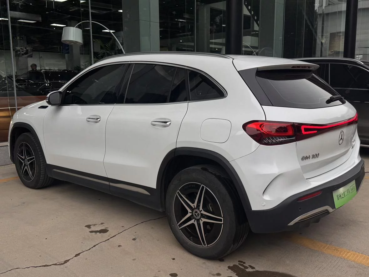Mercedes-Benz EQA