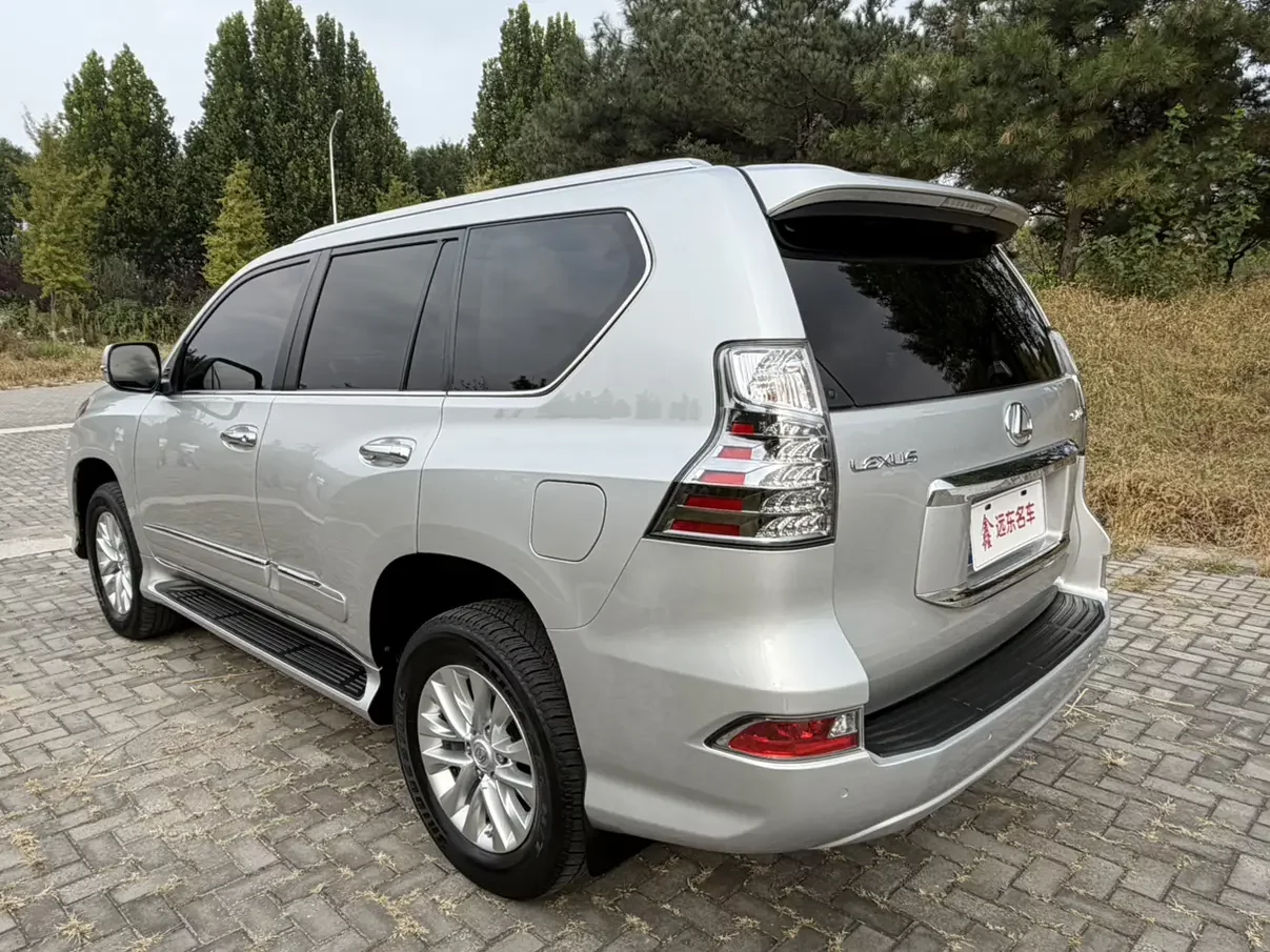 Lexus GX