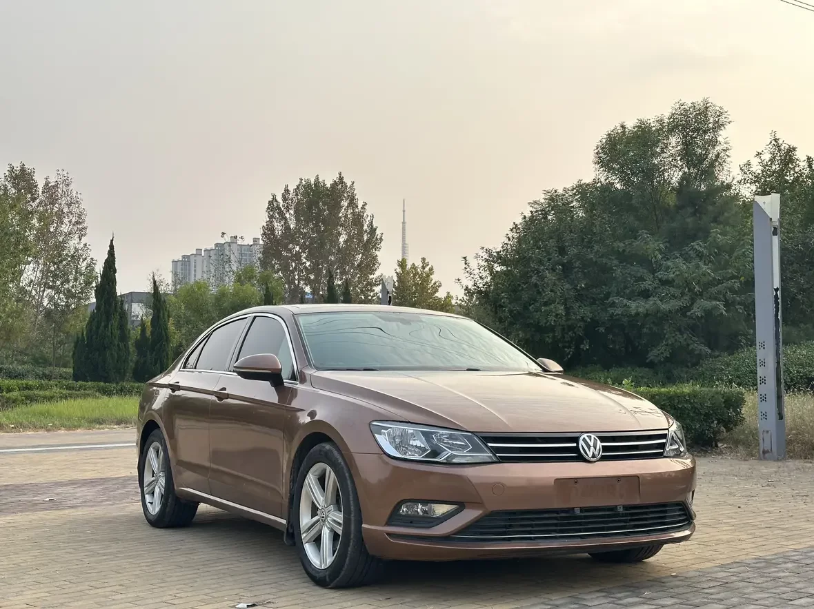 Volkswagen Lamando