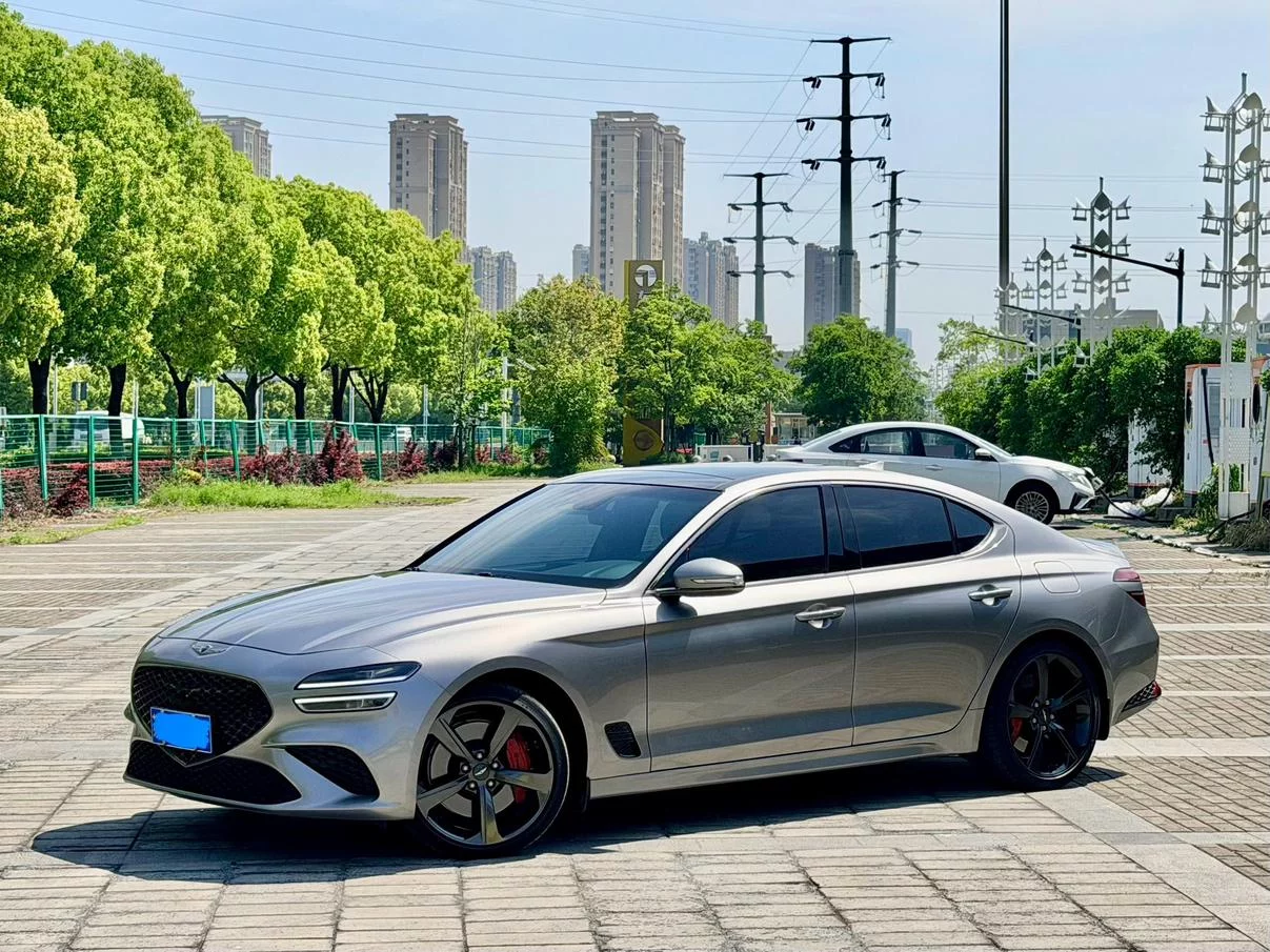 GENESIS G70