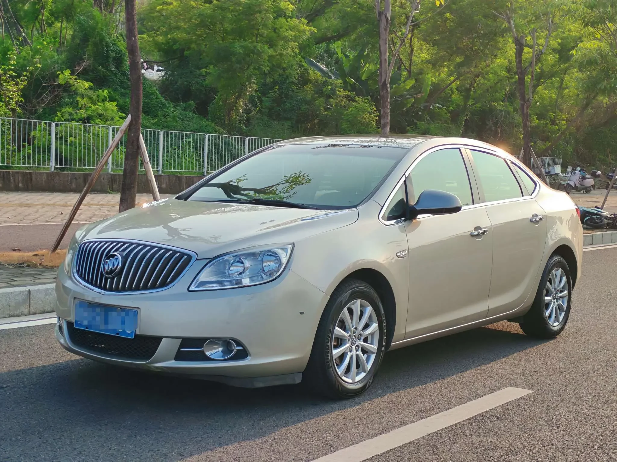 Buick Yinglang