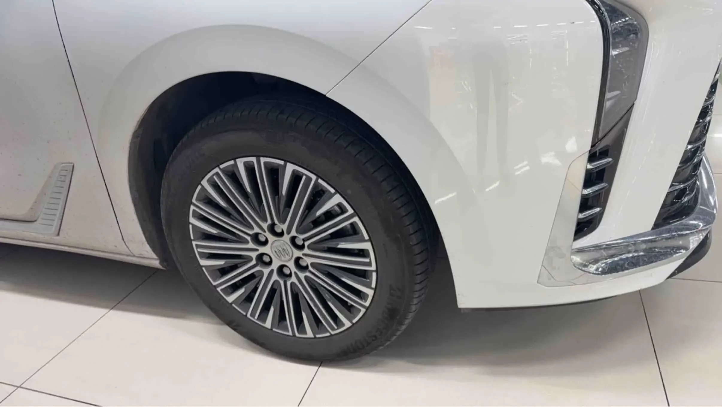 Buick GL8 PHEV