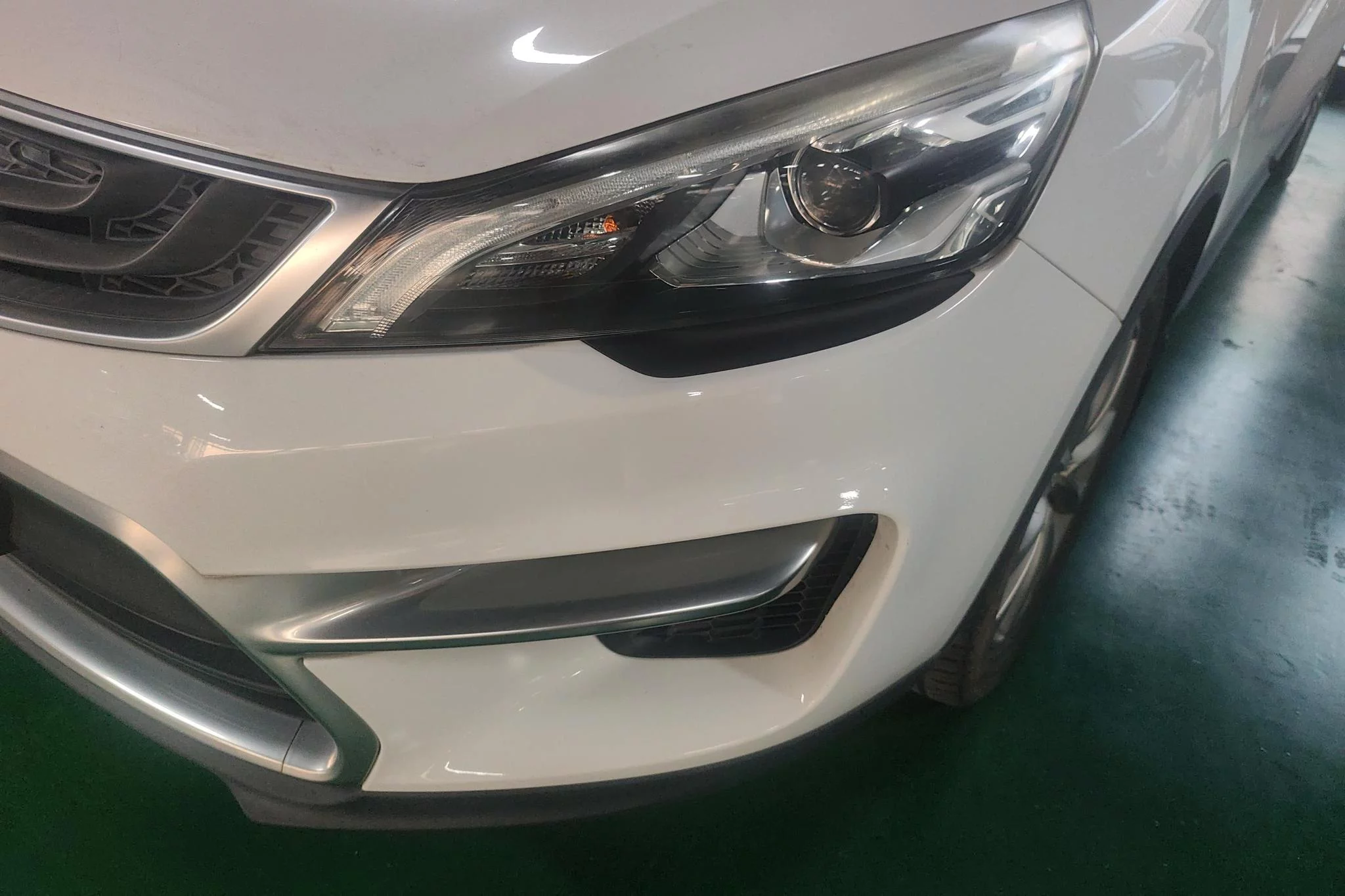 Geely Emgrand GS
