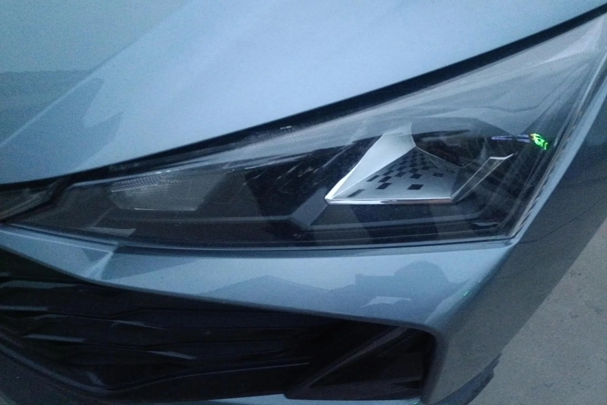 Dongfeng Yixuan