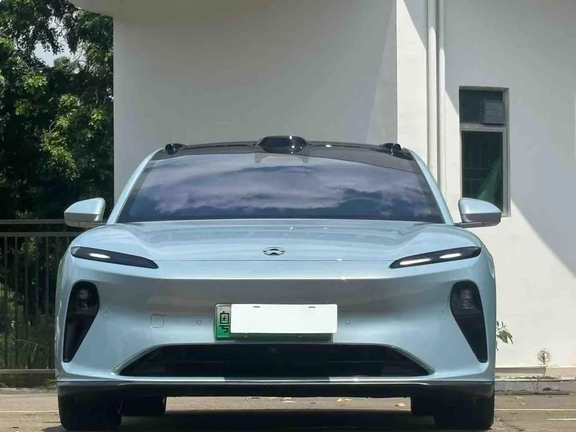 NIO ET5T