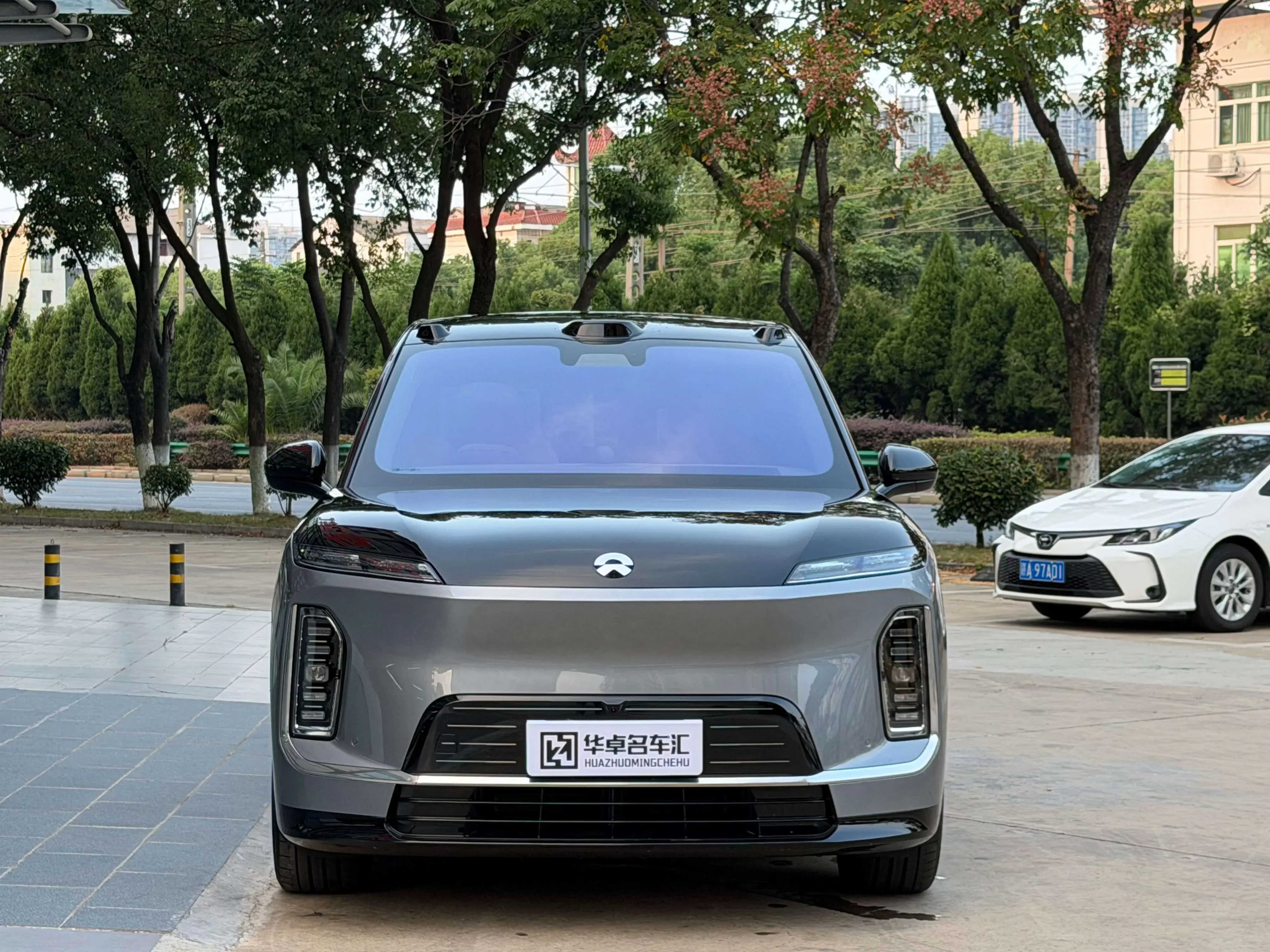 NIO ES9
