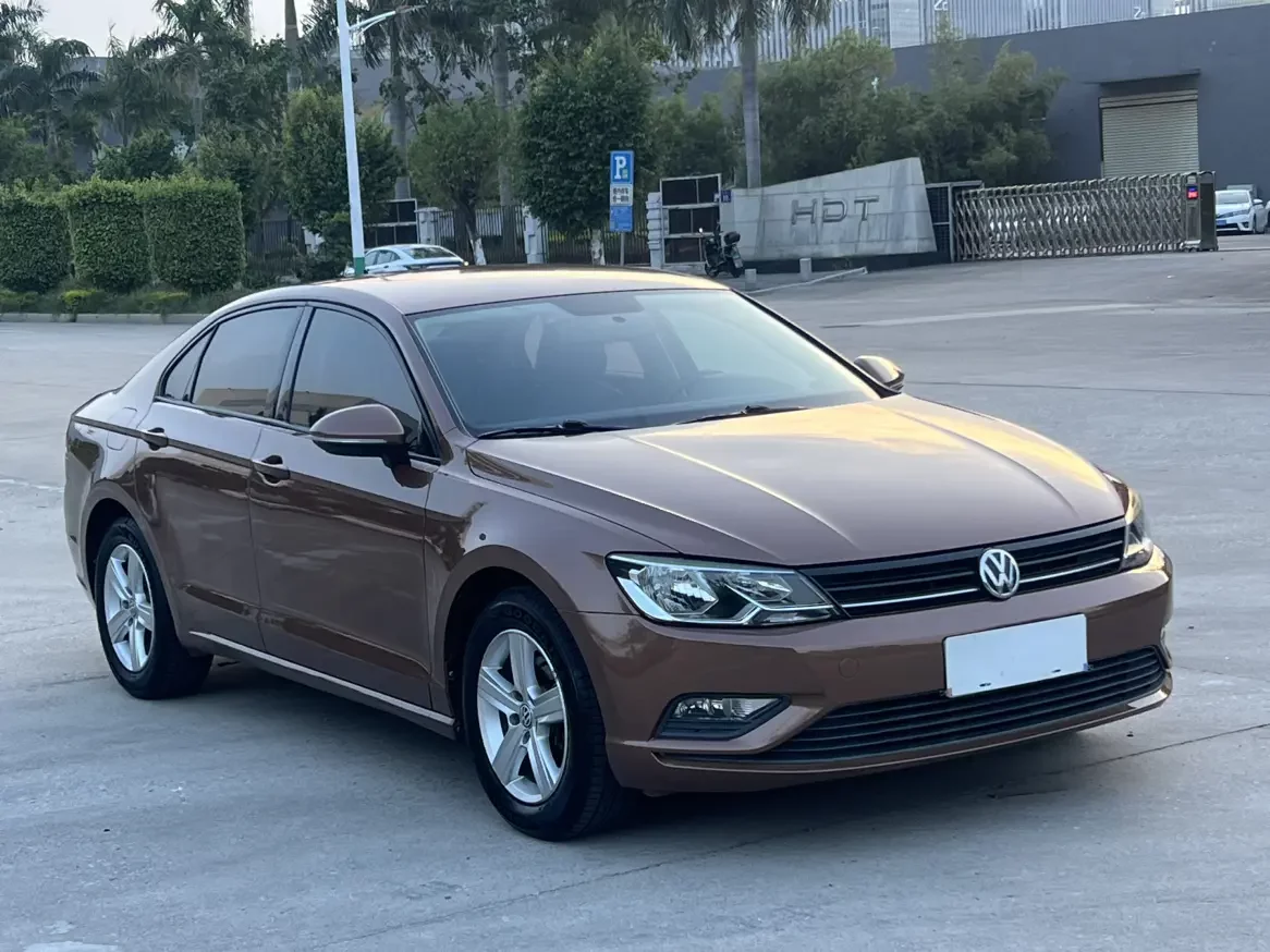 Volkswagen Lamando