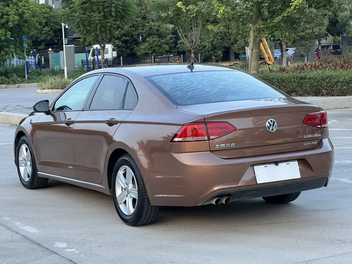 Volkswagen Lamando