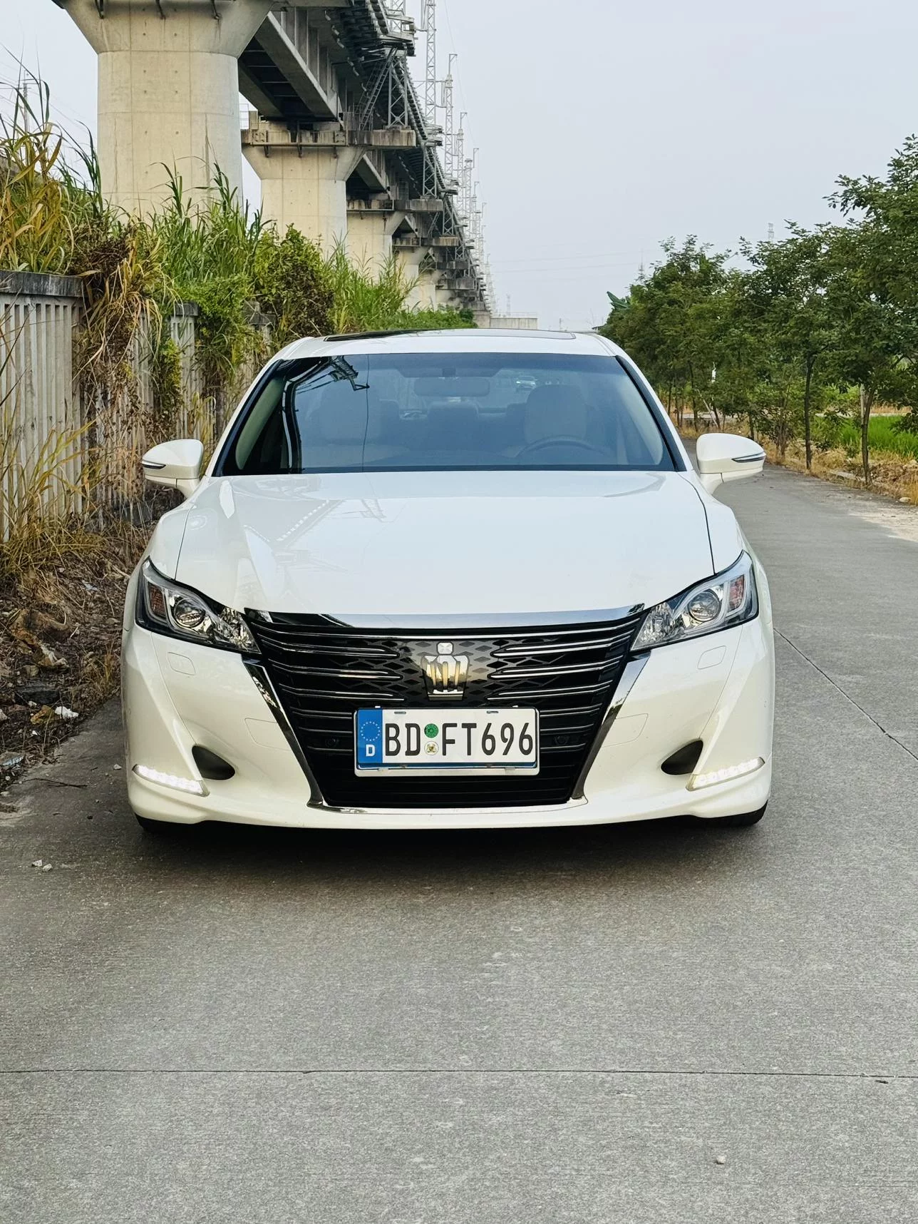 Toyota crown