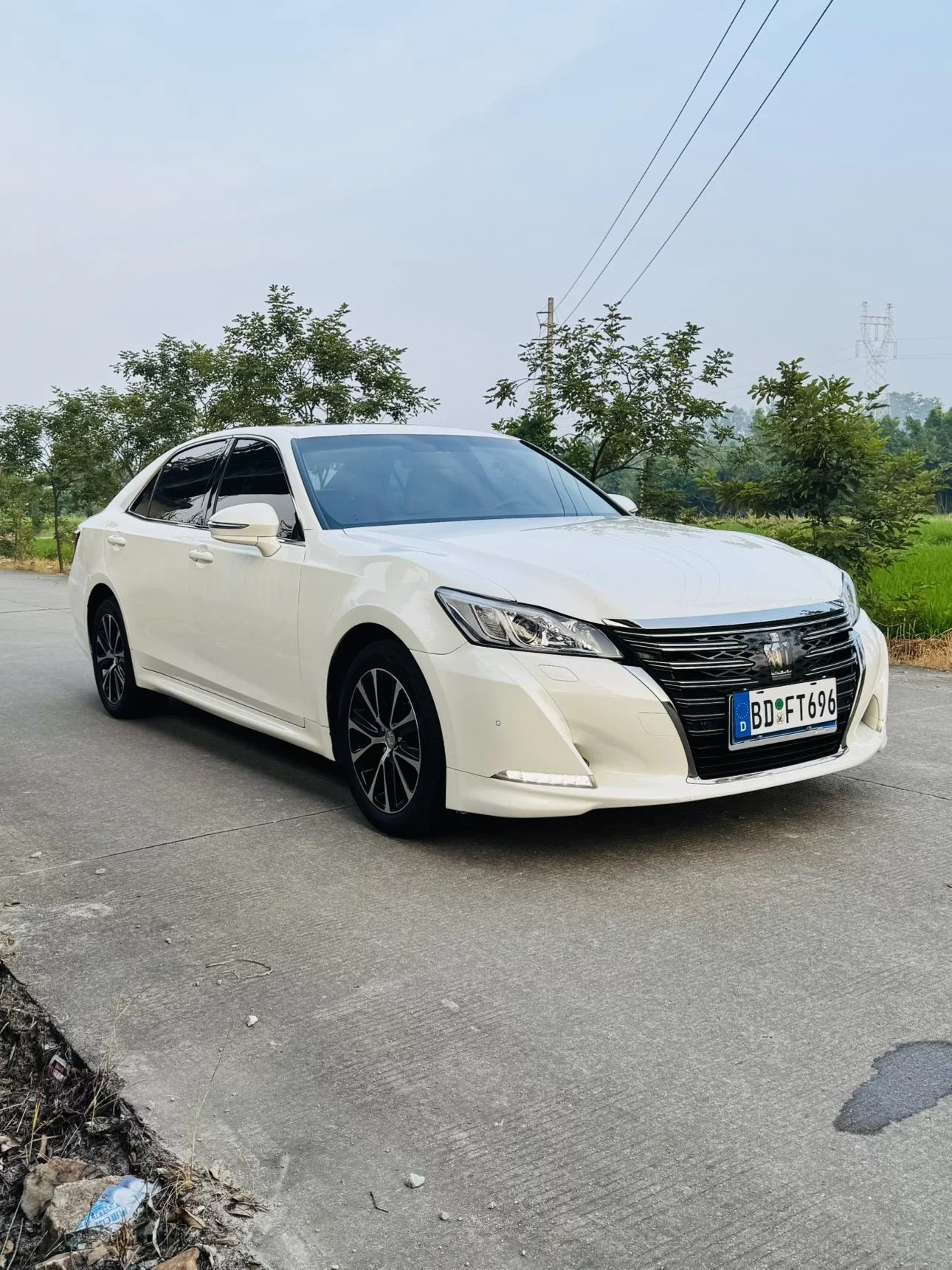 Toyota crown