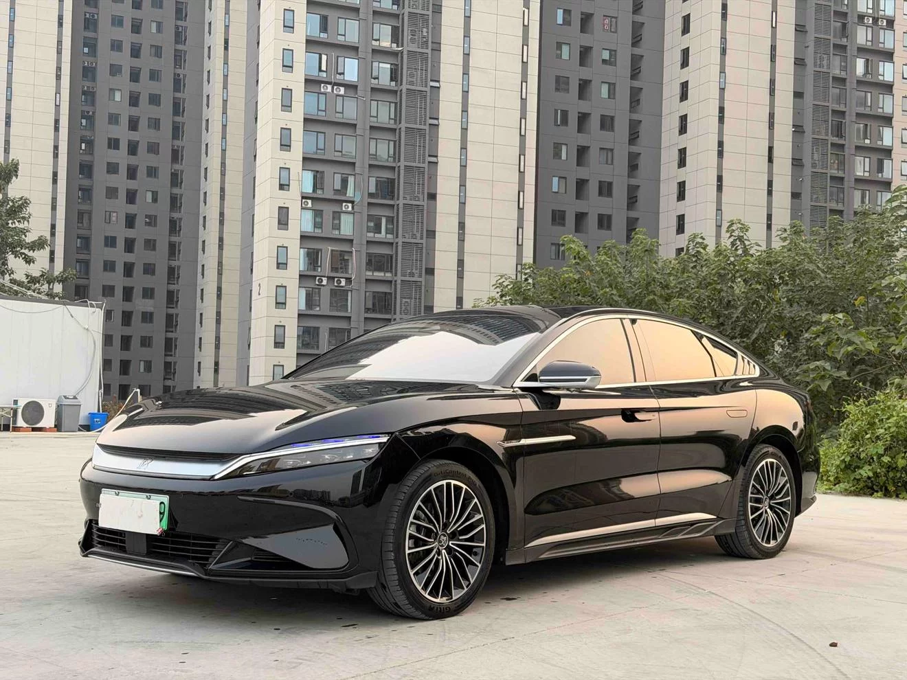BYD Han EV