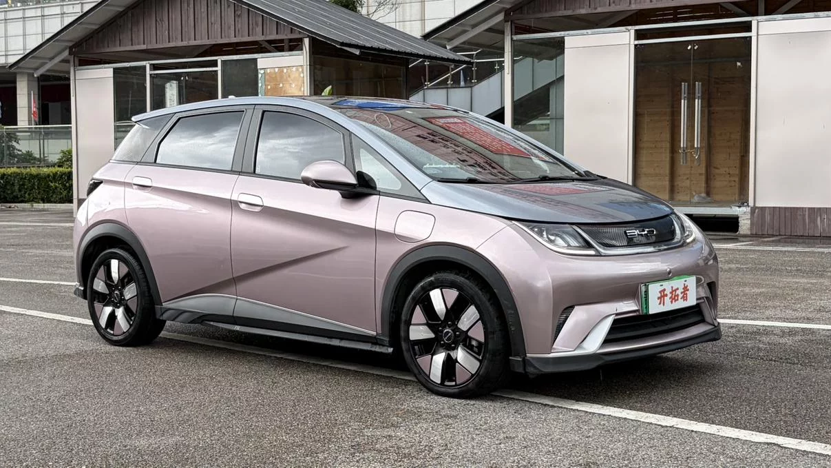 BYD Dolphin