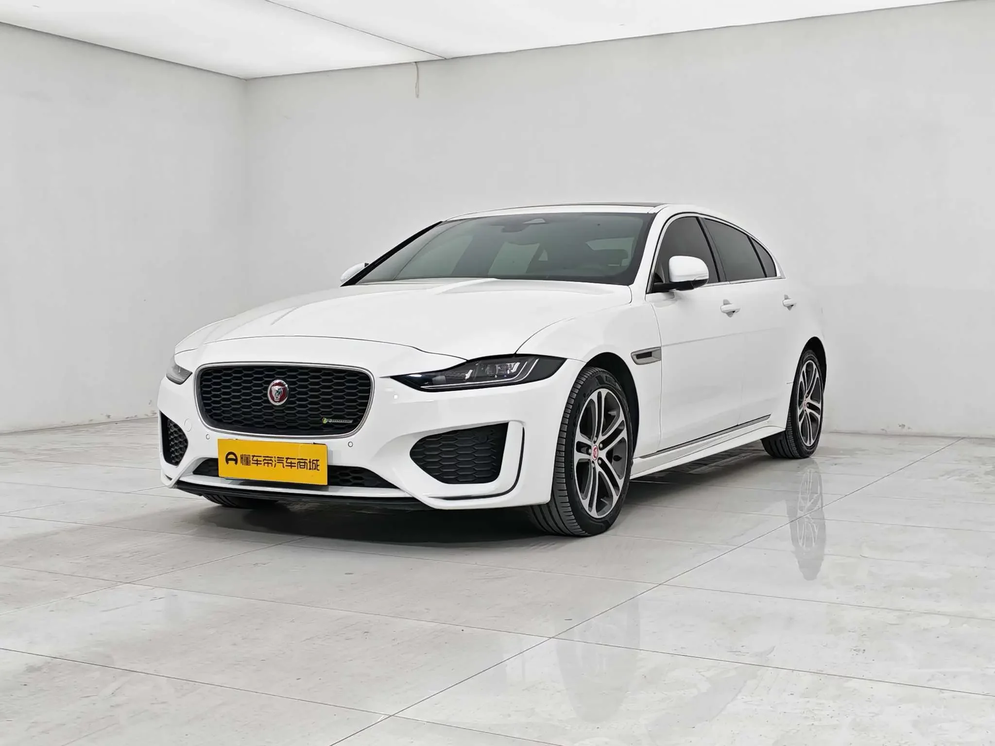 Jaguar XEL
