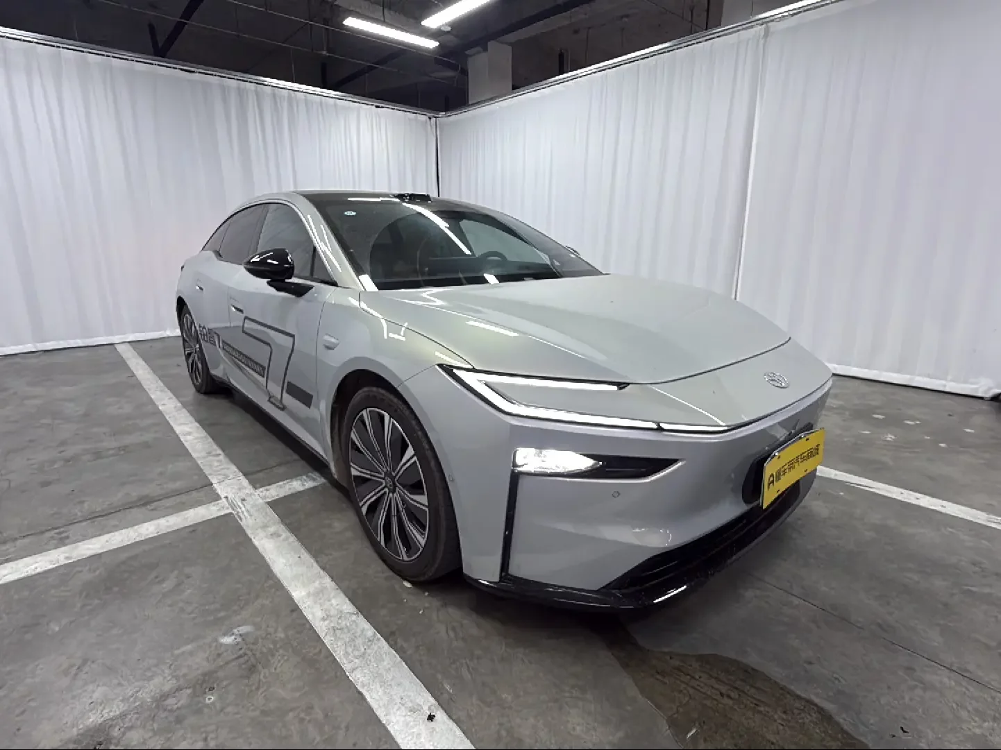 Toyota Platinum 7