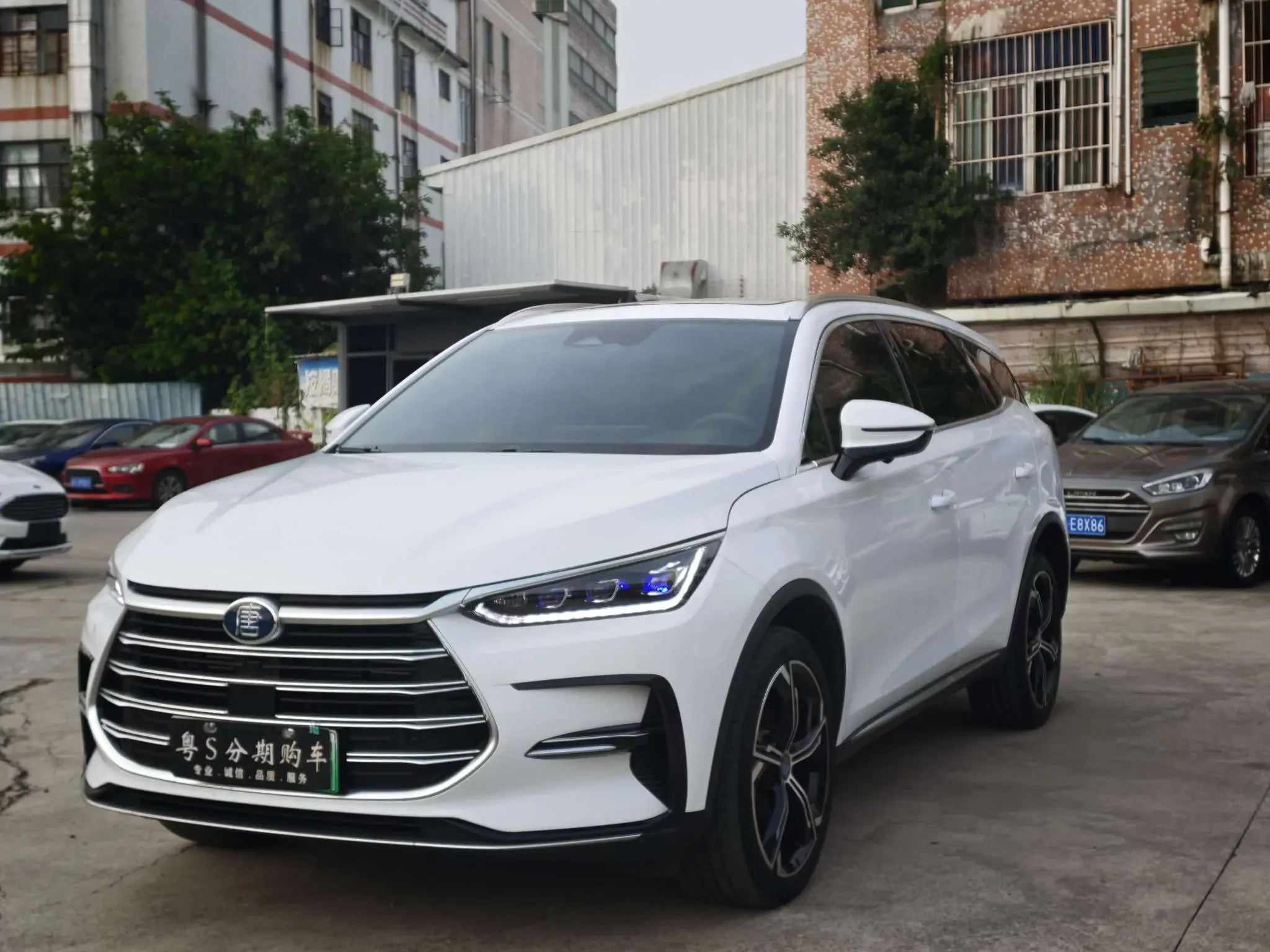 BYD Tang DM
