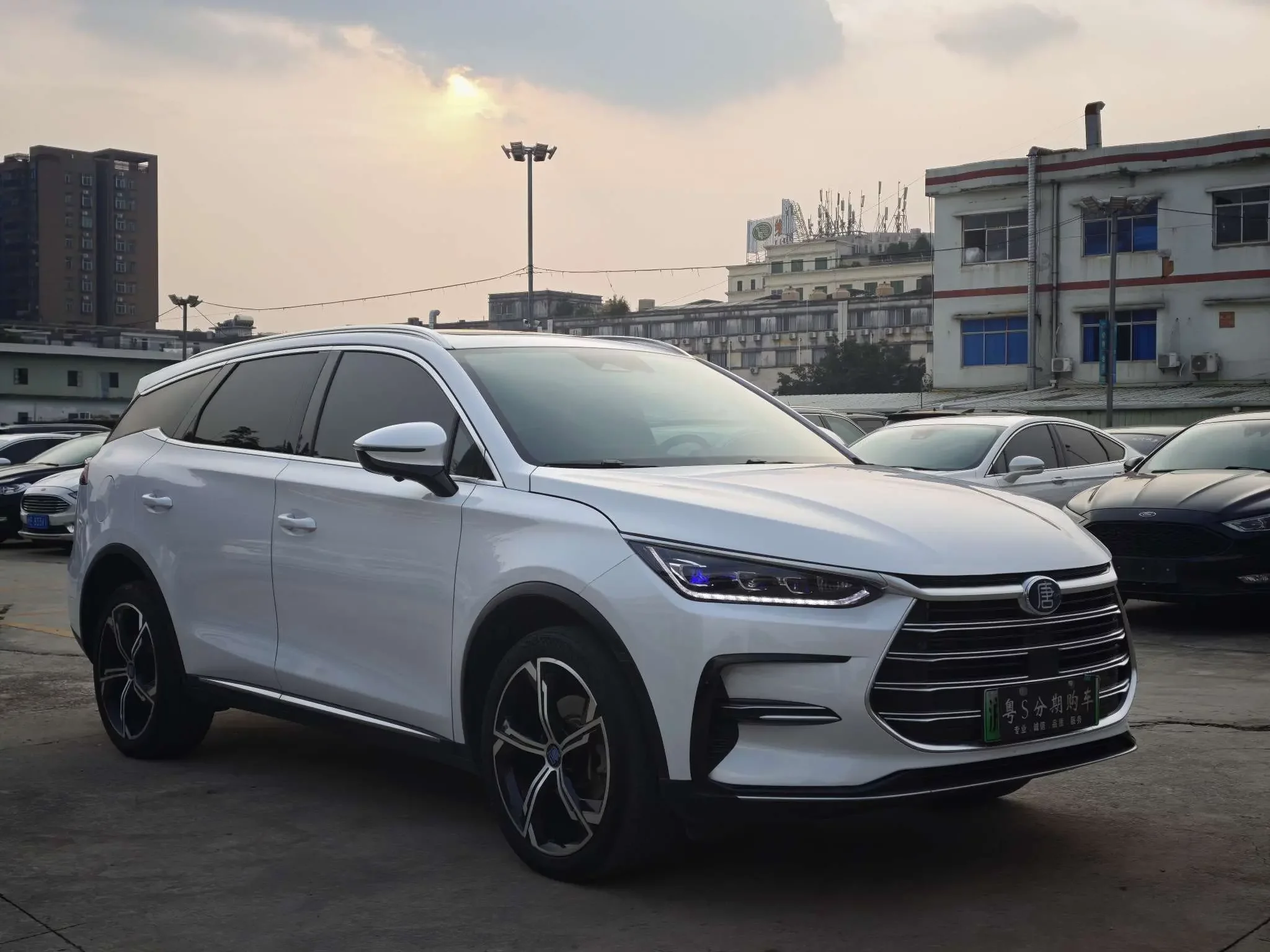 BYD Tang DM
