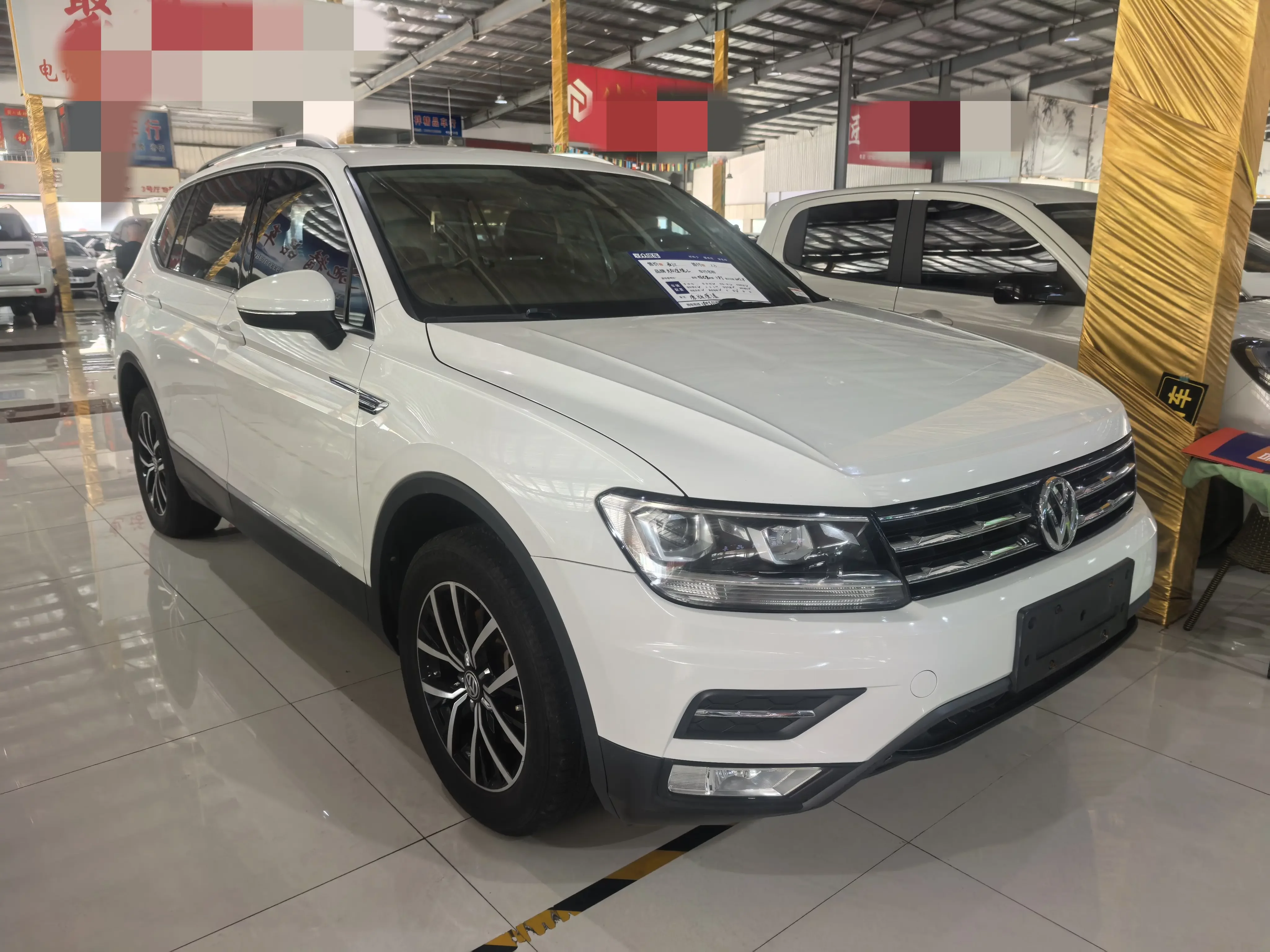 Volkswagen Tiguan L