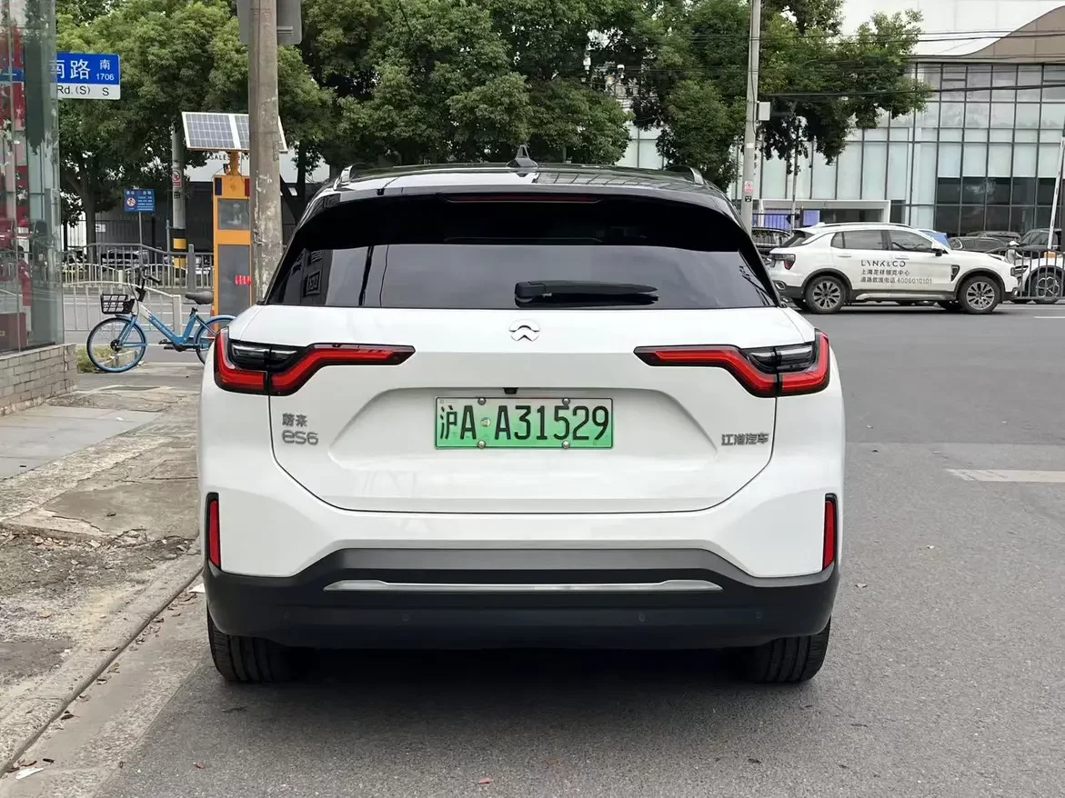 NIO ES6
