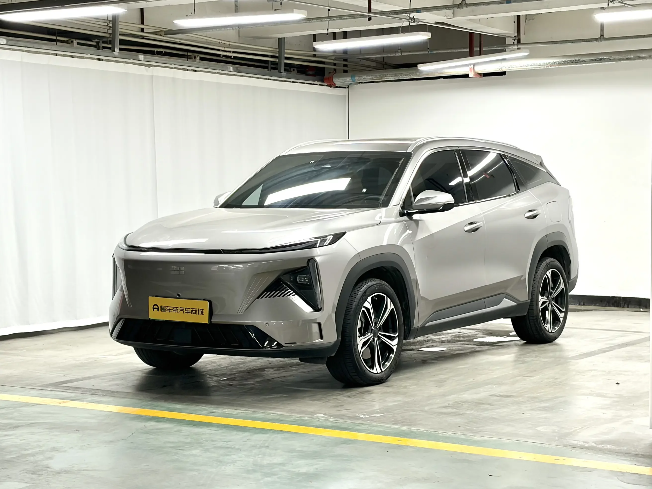 GEELY GALAXY L7