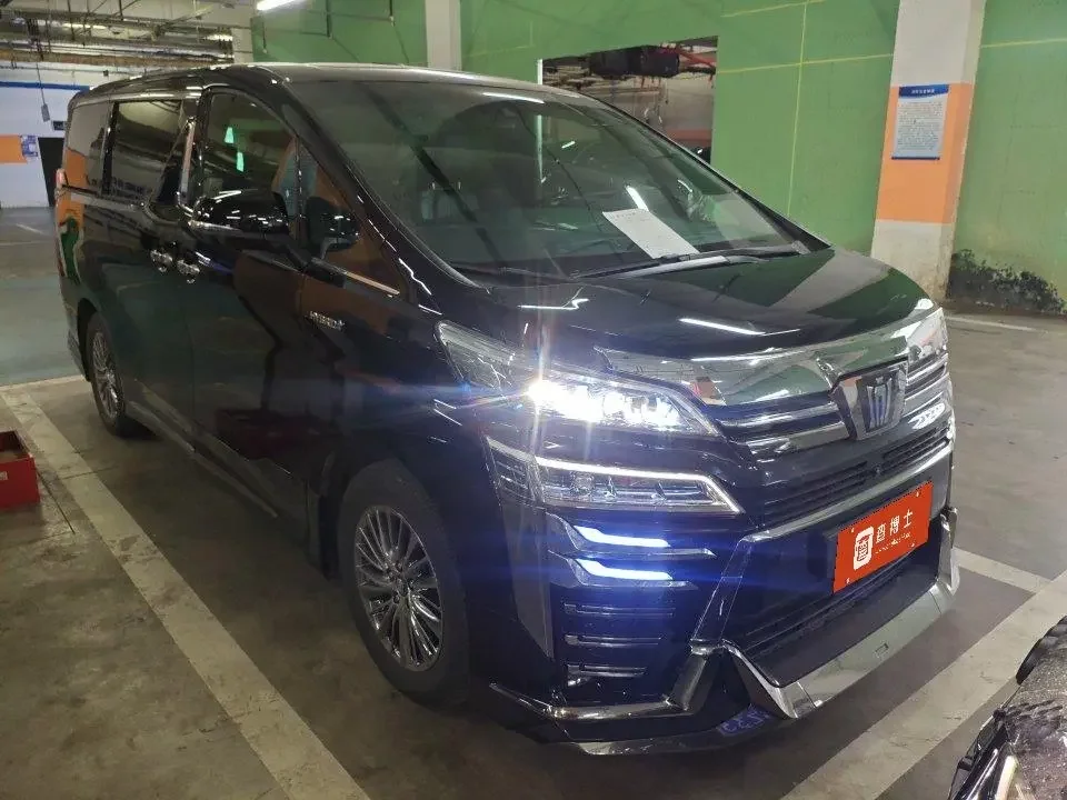 Toyota Crown Wellfire