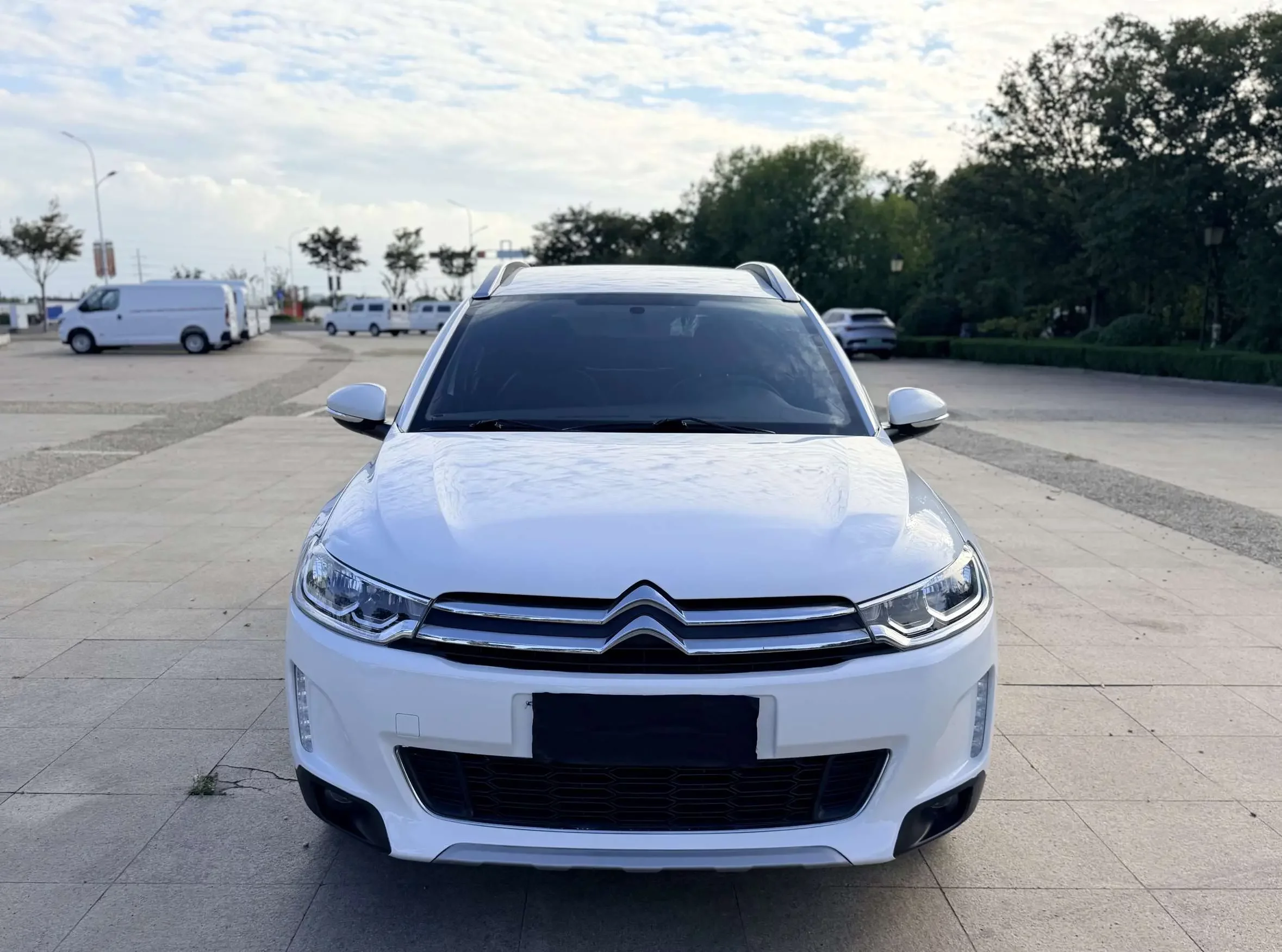 Citroën C3-XR  из Китая